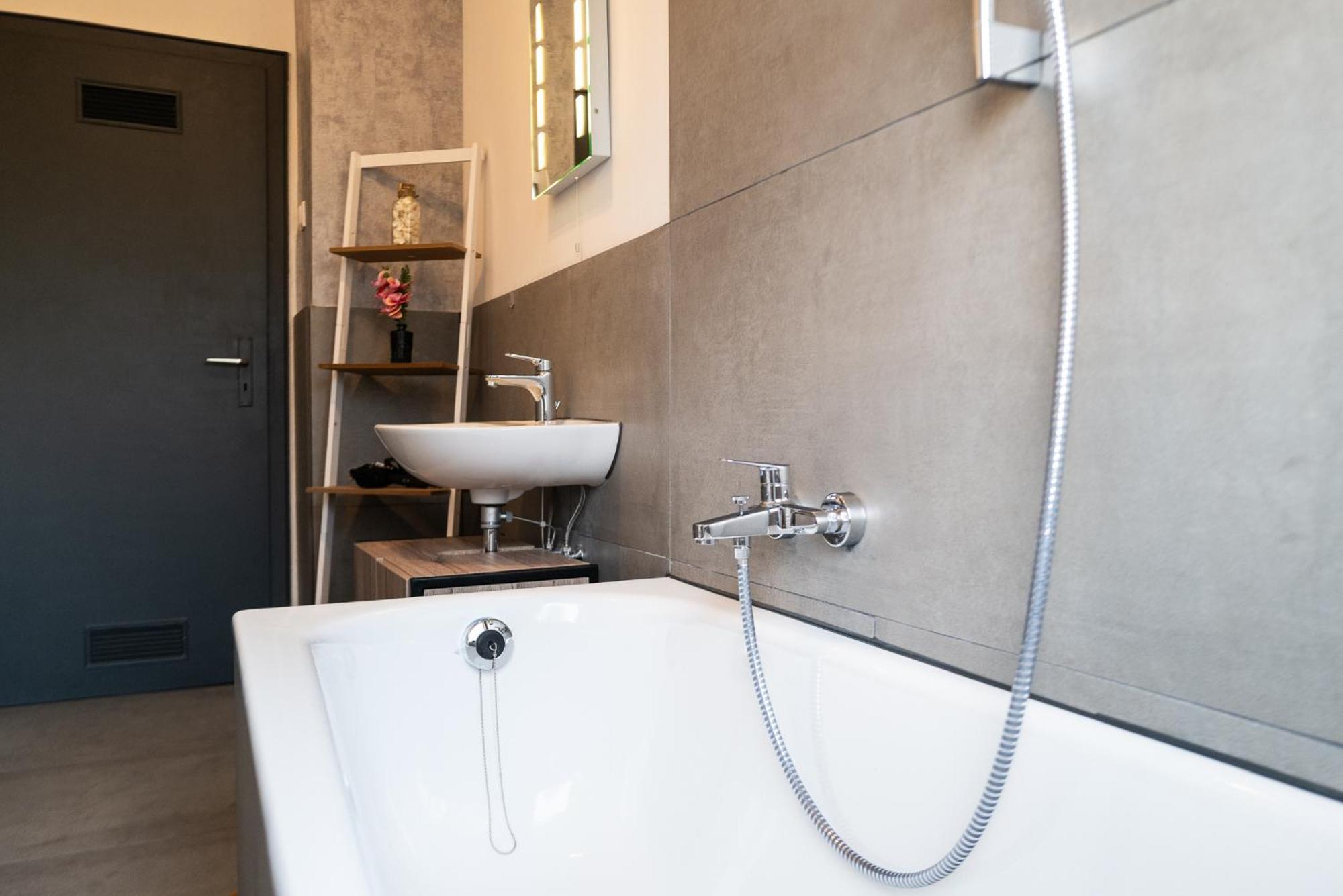 #412 Komfortable, Stilvolle Wohnung Fuer 6 Personen Mülheim an der Ruhr Exteriér fotografie