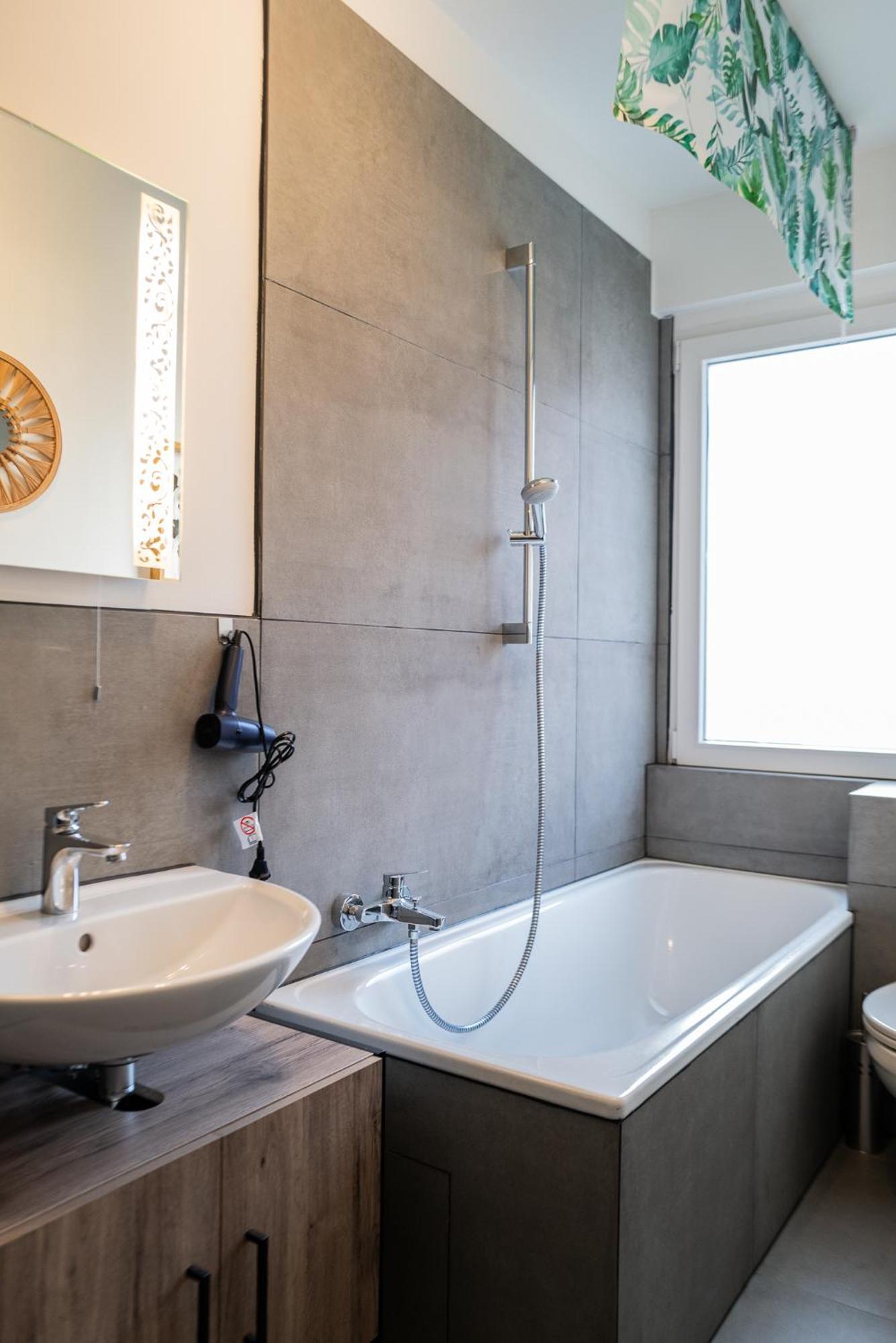 #412 Komfortable, Stilvolle Wohnung Fuer 6 Personen Mülheim an der Ruhr Exteriér fotografie